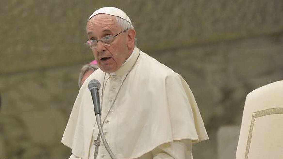 Πάπας Φραγκίσκος: Οι θάνατοι μεταναστών στη Μεσόγειο είναι μια μάστιγα σαν τις αμβλώσεις